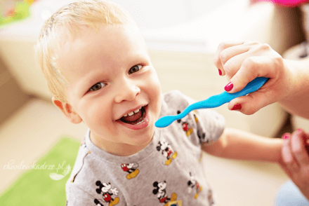 mycie zębów u dziecka