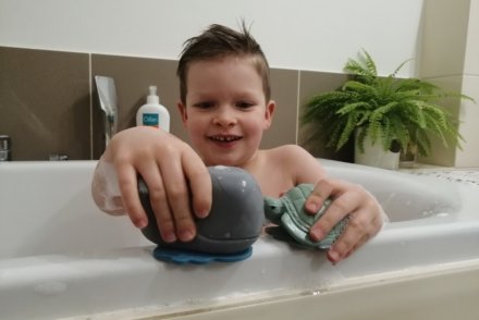 bezpieczne zabawki do kąpieli dla dzieci