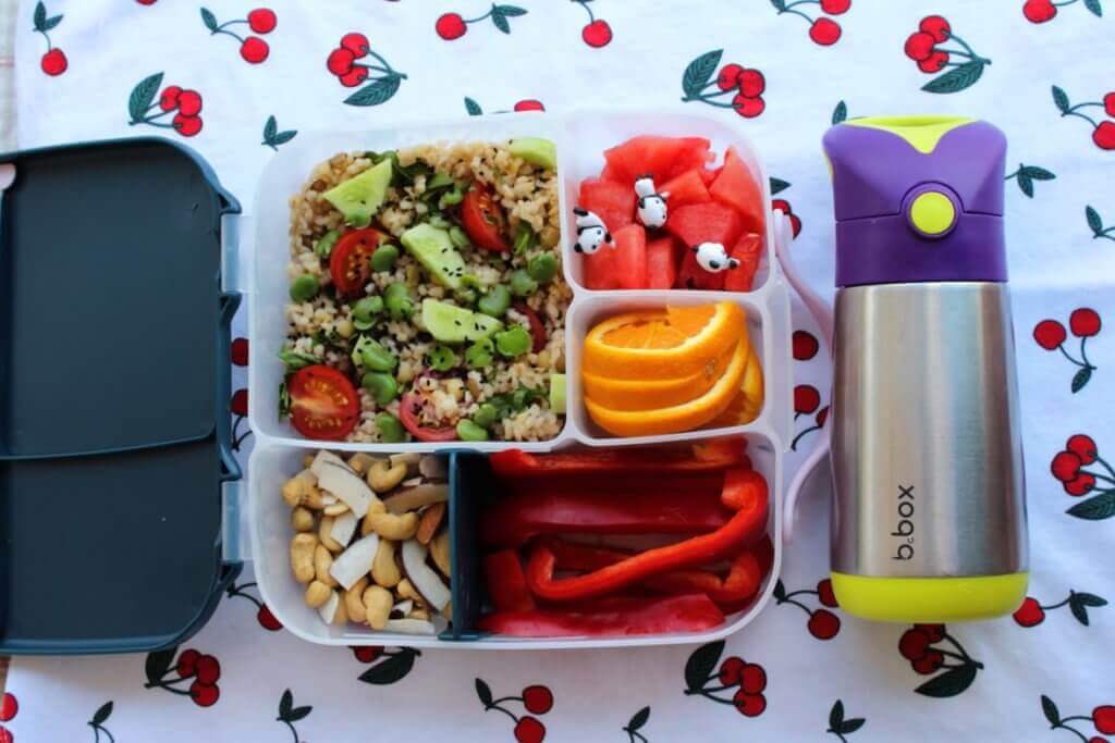 szczelny lunchbox z przegródkami dla dzieci