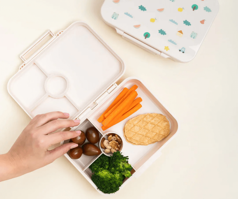 lunchbox jak yumbox the cotton cloud