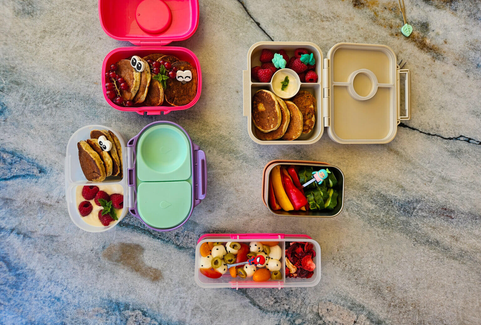 Jaki lunchbox dla dziecka do szkoły w każdym wieku? 15 snack box pojemnik na przekaski